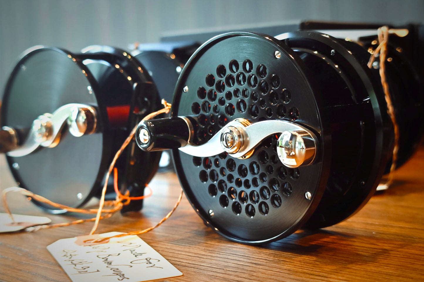 "Nikko" 2 3/4" Classic All-Black